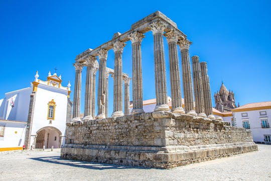 Evora